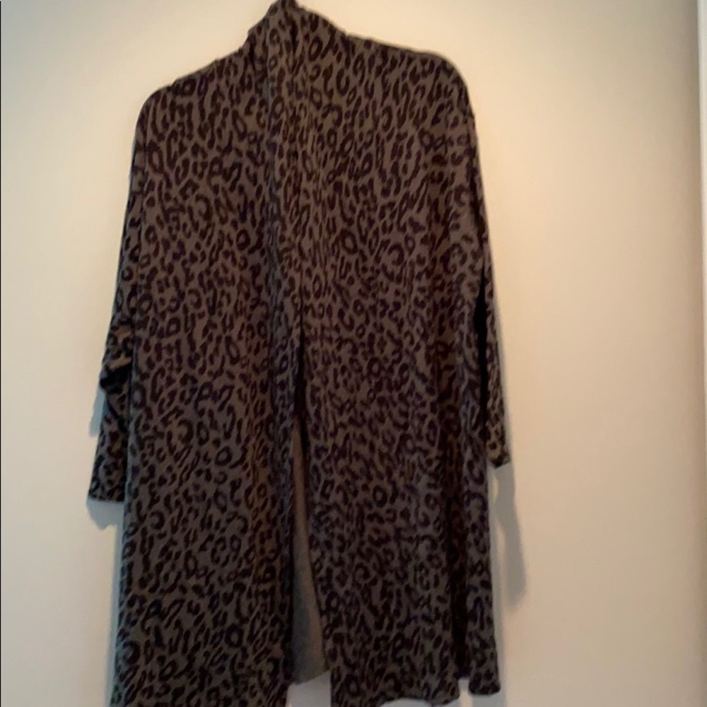 New cheetah print black and gray cardigan 1x